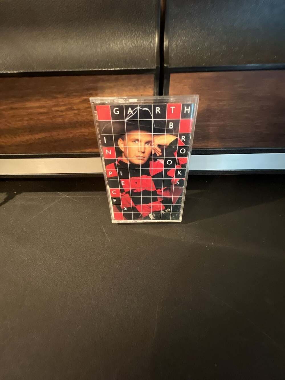 Garth Brooks In Pieces Cassette Tape 1993 Liberty Records TESTED